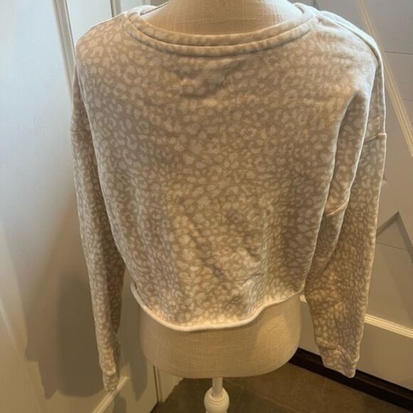 Colsie Shirt Size Small Great Condition leopard print - Picture 6 of 7